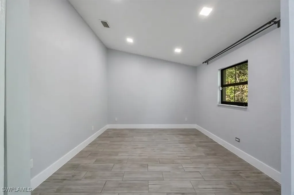 6161 Waxmyrtle Way Naples FL 34109