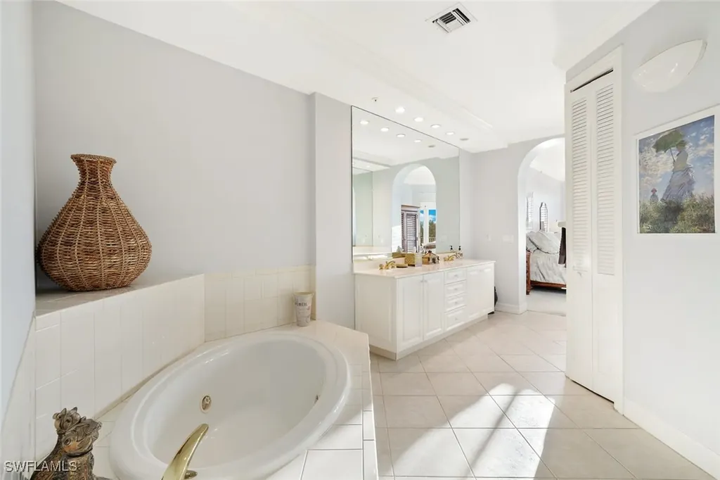 4811 Island Pond Court Bonita Springs FL 34134