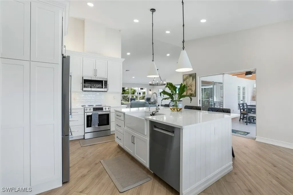 711 Tigertail Court Marco Island FL 34145