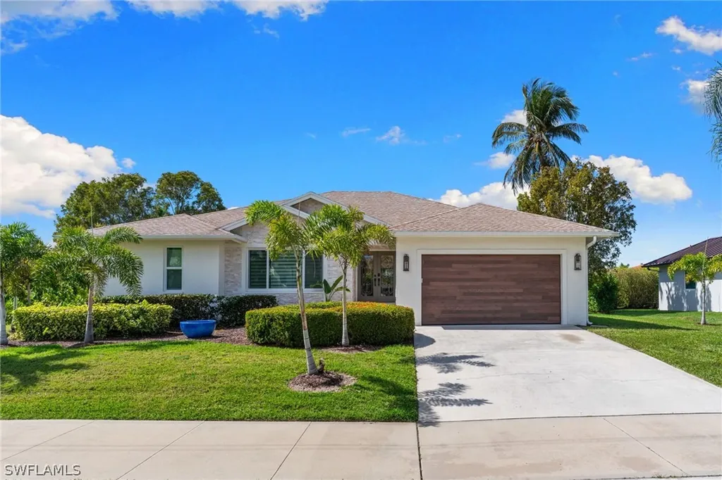 711 Tigertail Court Marco Island FL 34145