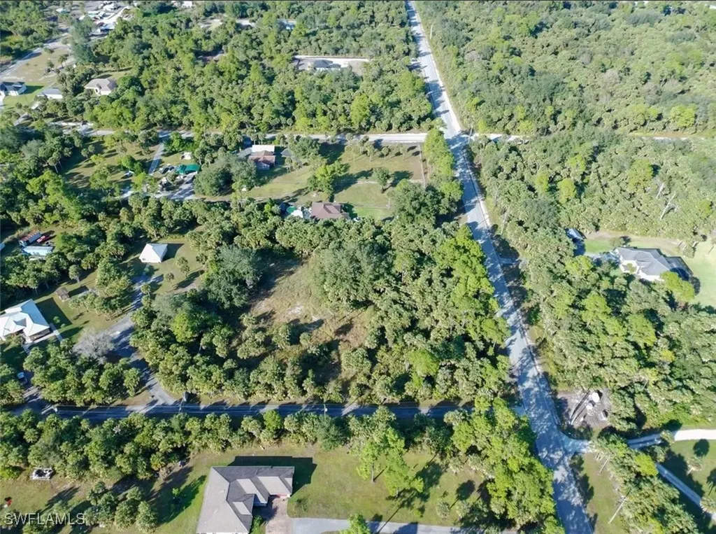 1975 Everglades Boulevard S Naples FL 34117