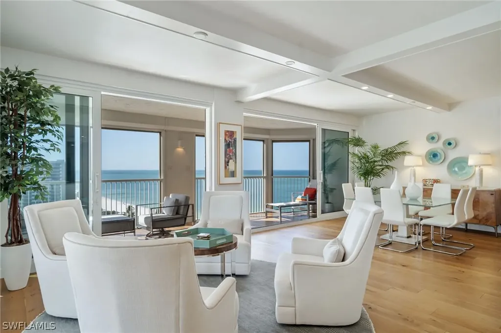 Naples FL, 4051 Gulf Shore Boulevard N, Unit 1406