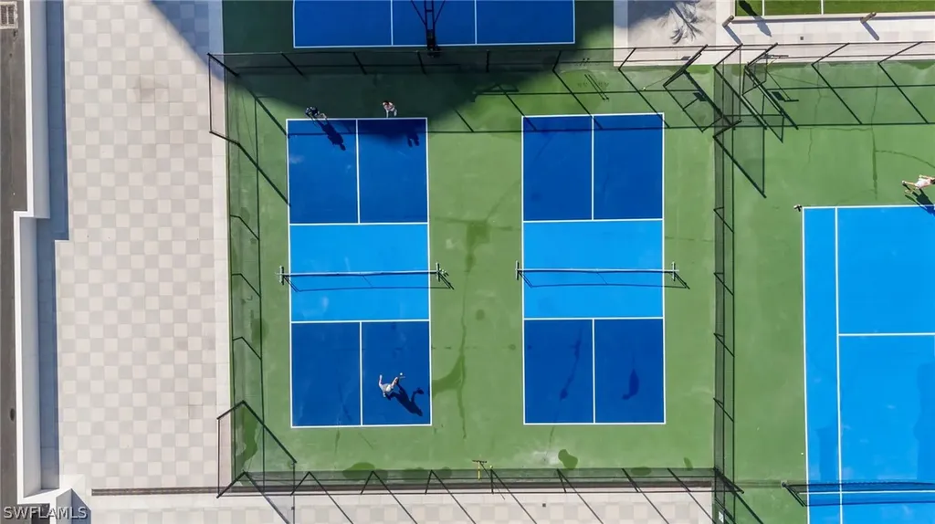 4051 Gulf Shore Boulevard N Naples FL 34103