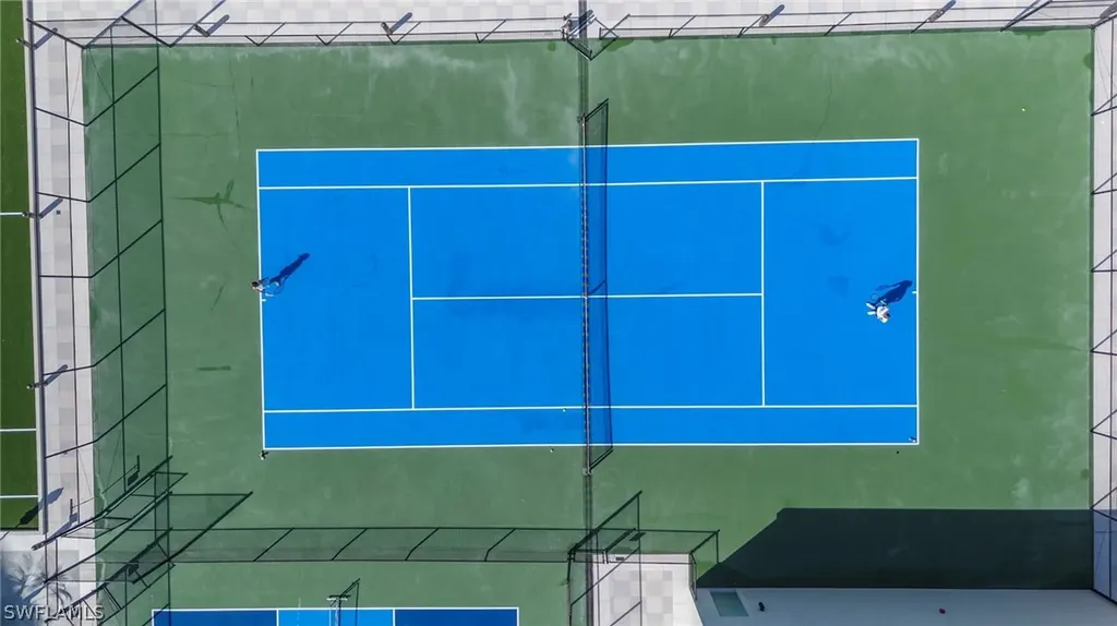 4051 Gulf Shore Boulevard N Naples FL 34103