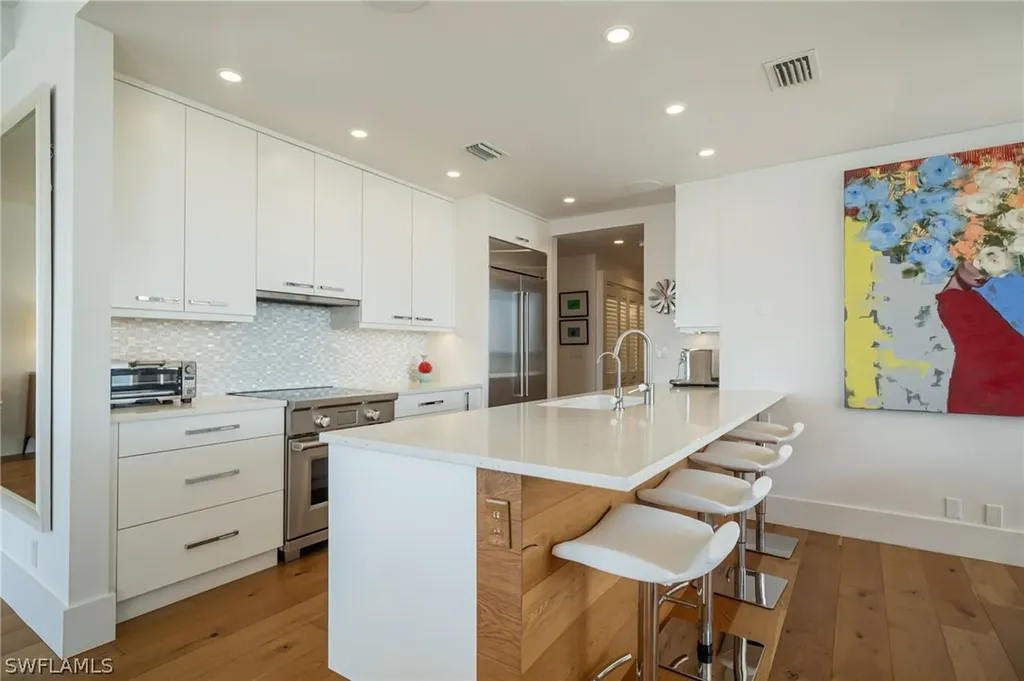 4051 Gulf Shore Boulevard N Naples FL 34103