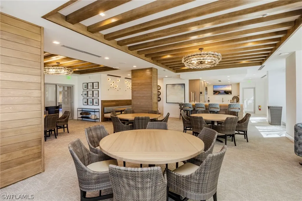 4051 Gulf Shore Boulevard N Naples FL 34103