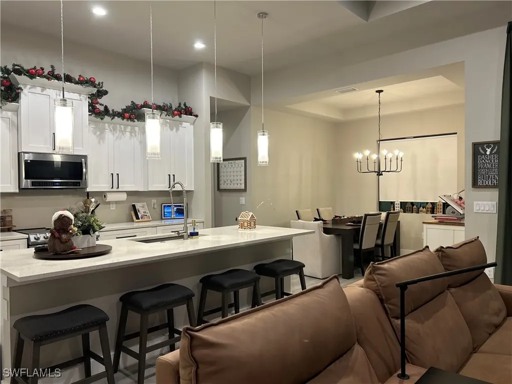 4302 NE 20th Place Cape Coral FL 33909