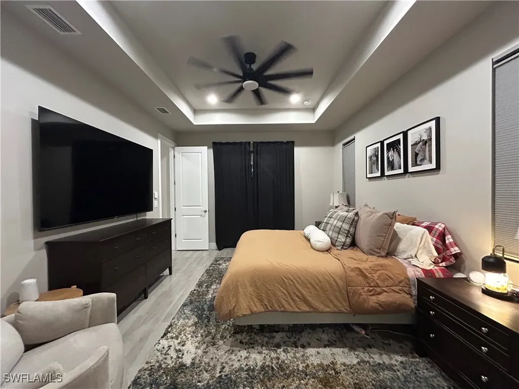 4302 NE 20th Place Cape Coral FL 33909