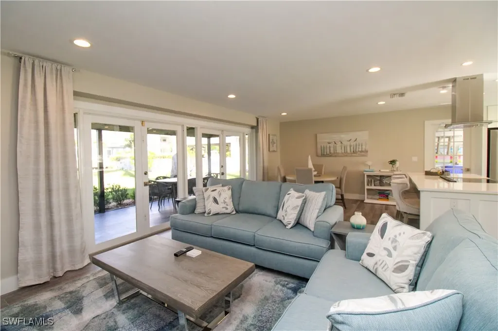 1353 Pelican Avenue Naples FL 34102