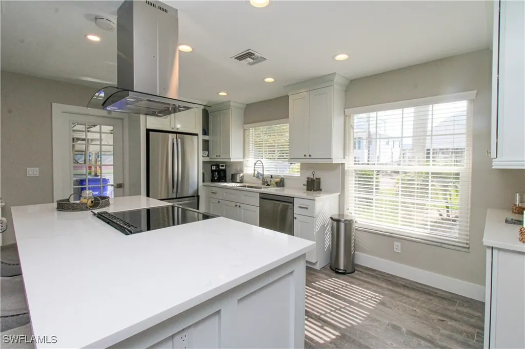 1353 Pelican Avenue Naples FL 34102