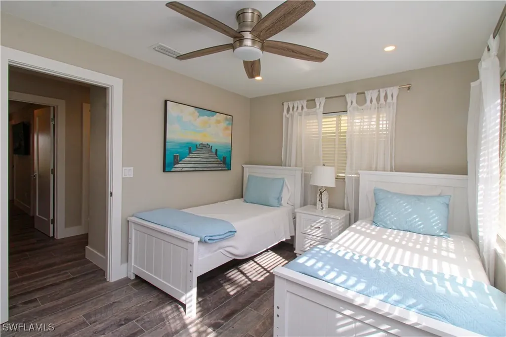 1353 Pelican Avenue Naples FL 34102