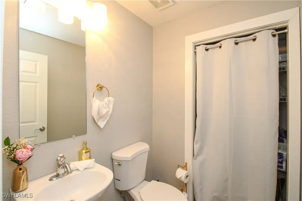 3540 Avion Woods Court Naples FL 34104