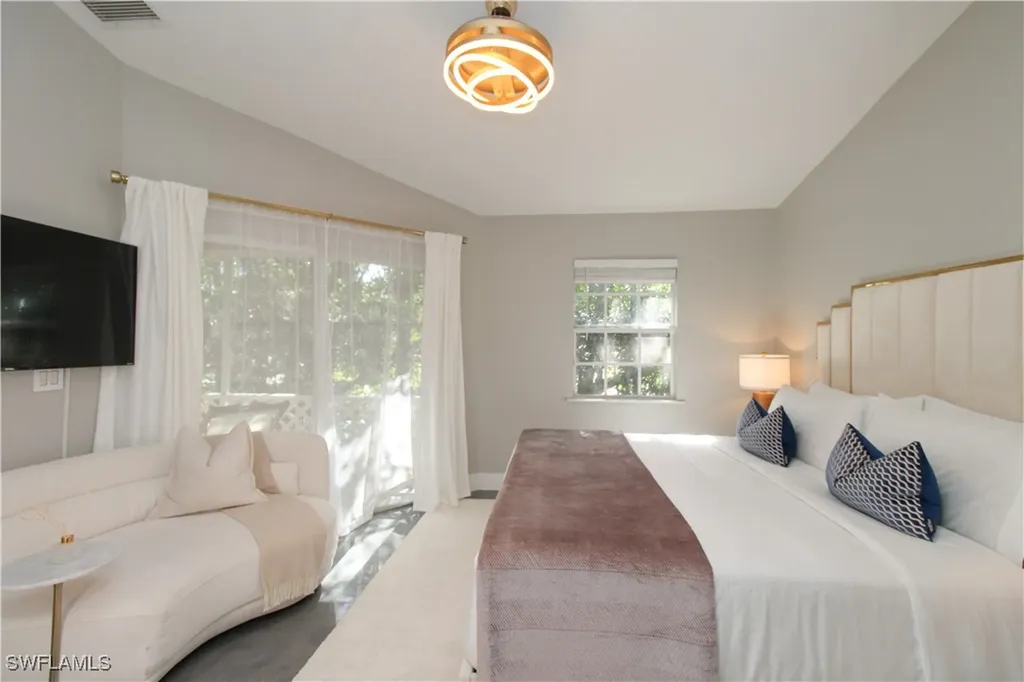 3540 Avion Woods Court Naples FL 34104