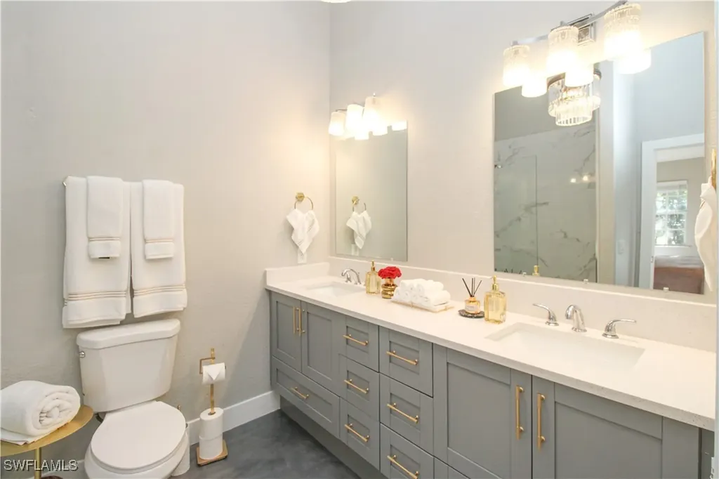 3540 Avion Woods Court Naples FL 34104