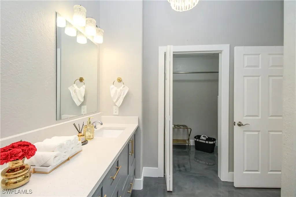 3540 Avion Woods Court Naples FL 34104