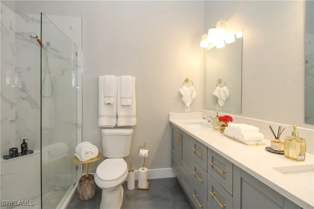 3540 Avion Woods Court Naples FL 34104