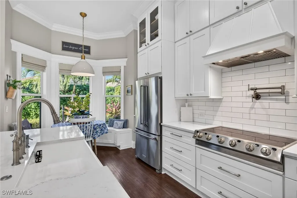 24920 Divot Drive Bonita Springs FL 34135