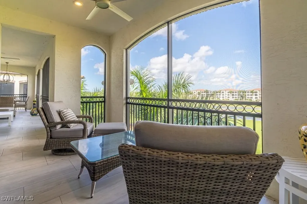 16379 Viansa Way Naples FL 34110