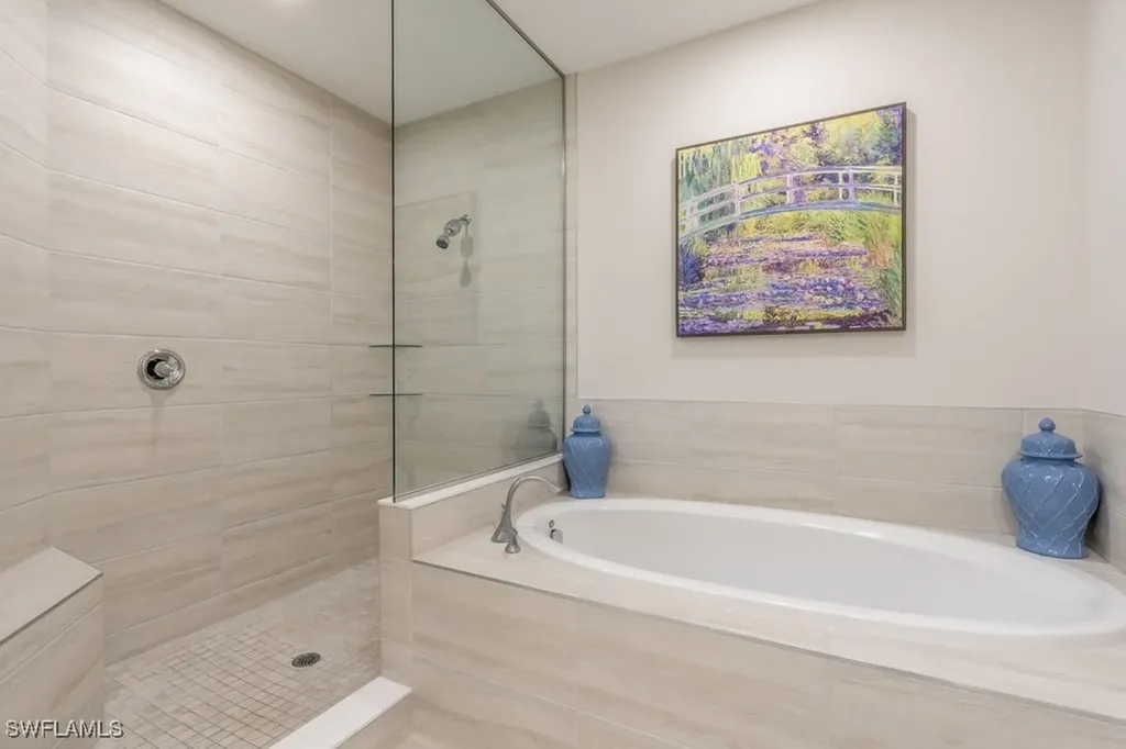 16379 Viansa Way Naples FL 34110