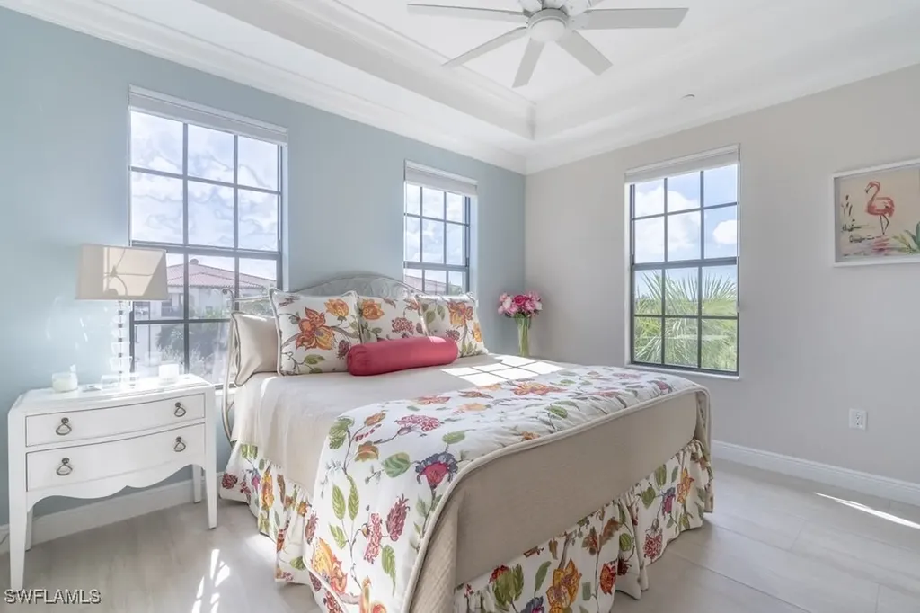 16379 Viansa Way Naples FL 34110