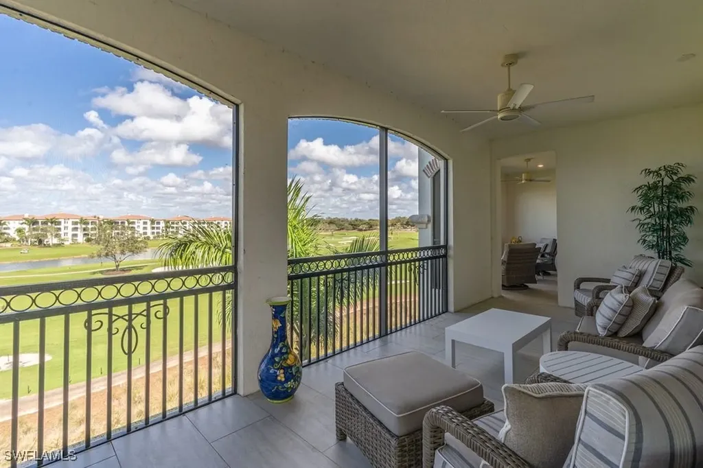 16379 Viansa Way Naples FL 34110