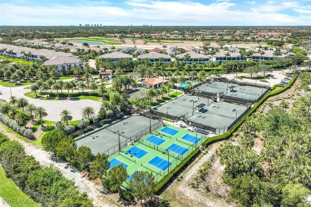 16379 Viansa Way Naples FL 34110