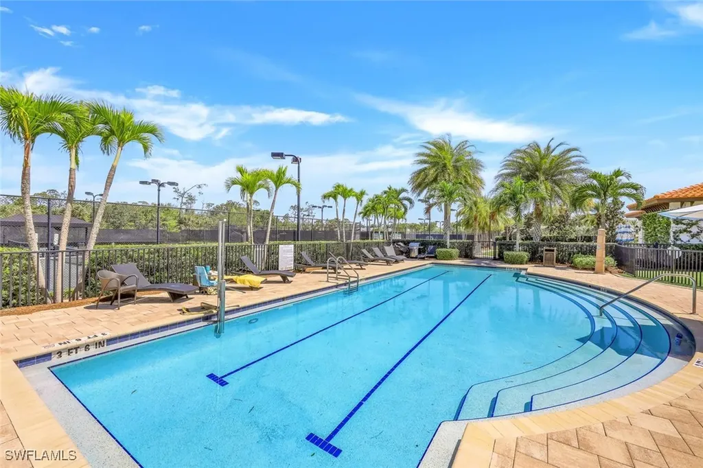 16379 Viansa Way Naples FL 34110