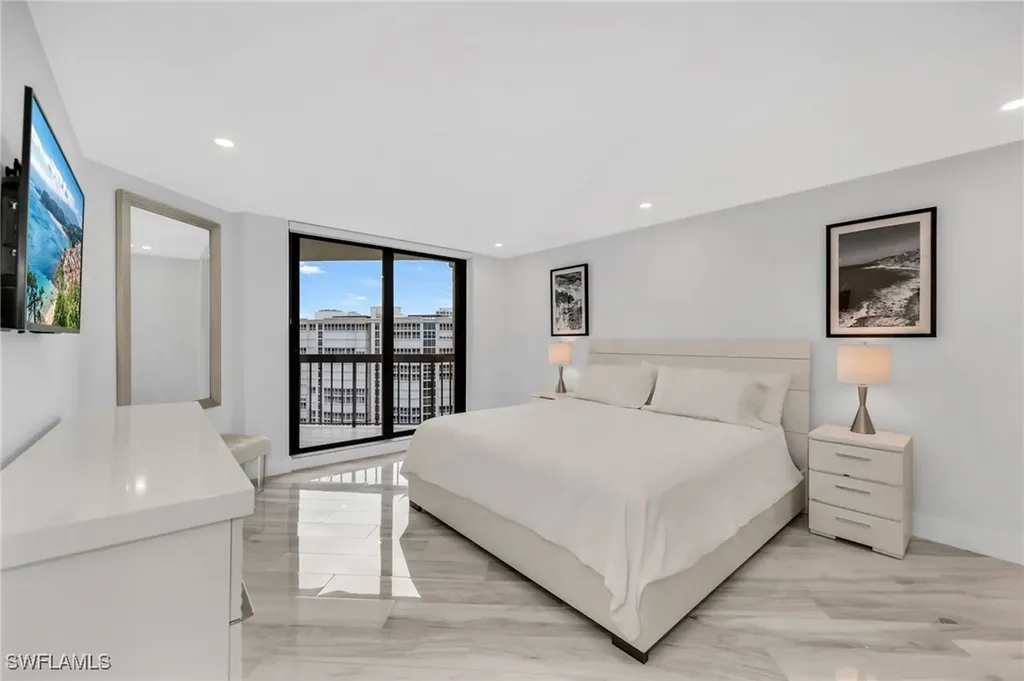 4551 Gulf Shore Boulevard N Naples FL 34103