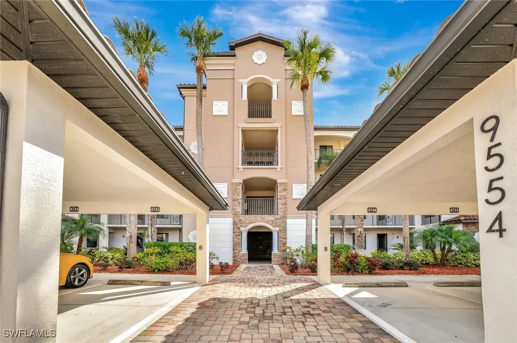 9554 Trevi Court Naples FL 34113