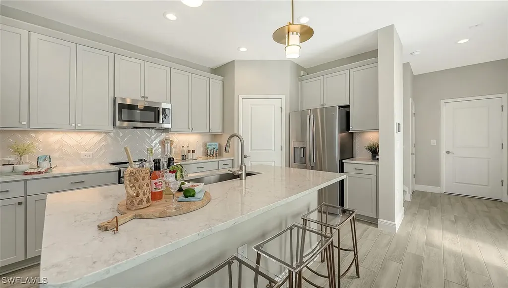 5125 Draco Circle Naples FL 34120