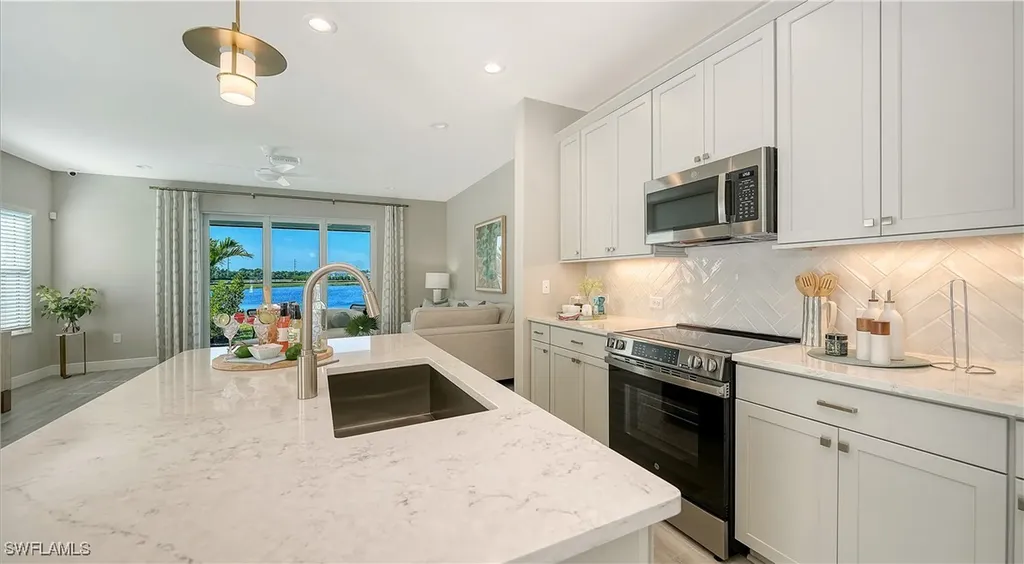 5125 Draco Circle Naples FL 34120