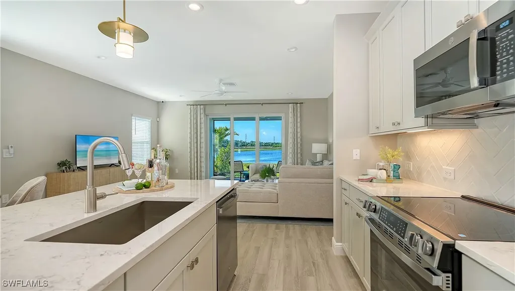 5125 Draco Circle Naples FL 34120