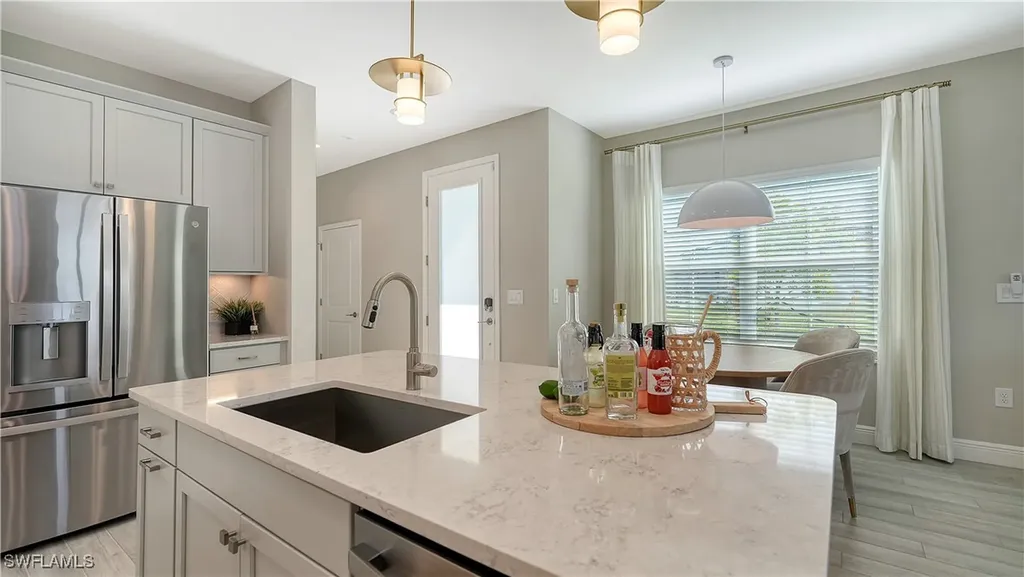 5125 Draco Circle Naples FL 34120