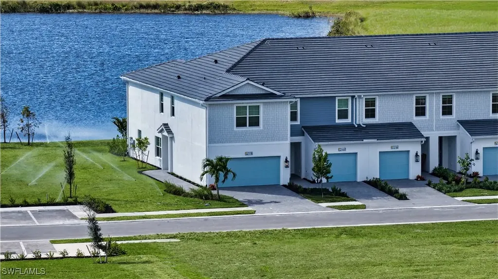 5125 Draco Circle Naples FL 34120