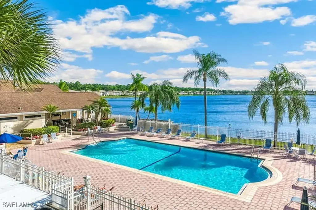 2876 W Crown Pointe Boulevard Naples FL 34112