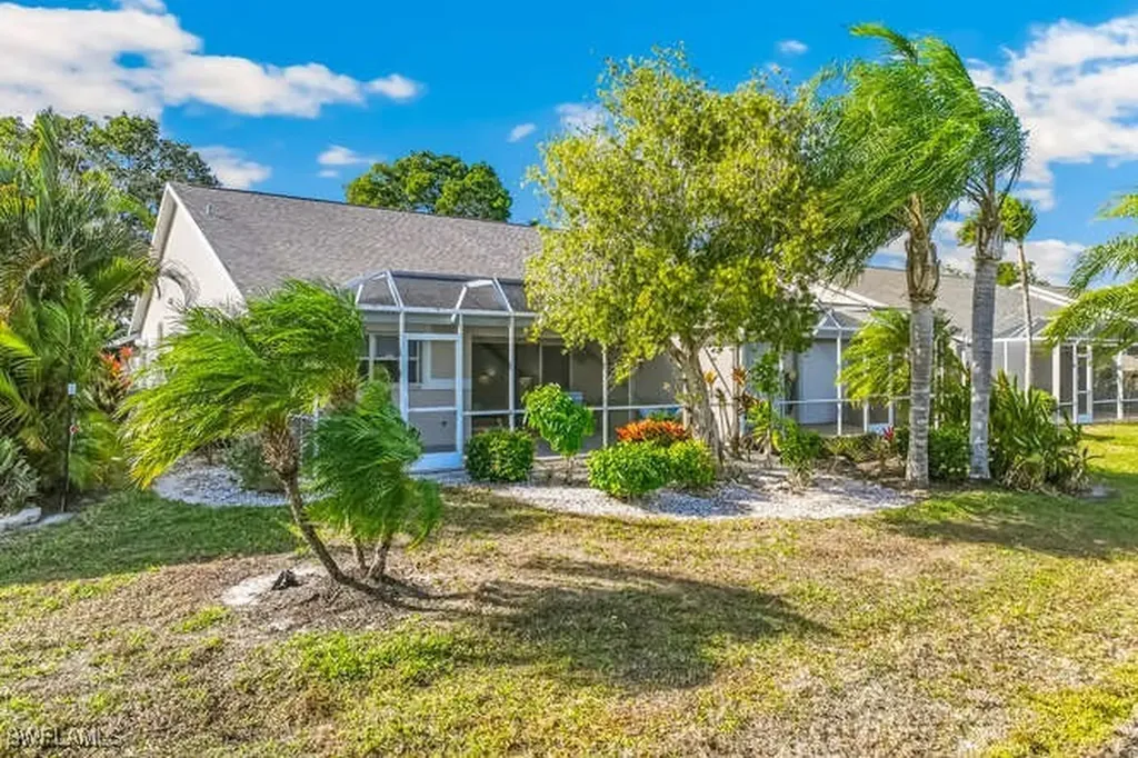 2876 W Crown Pointe Boulevard Naples FL 34112