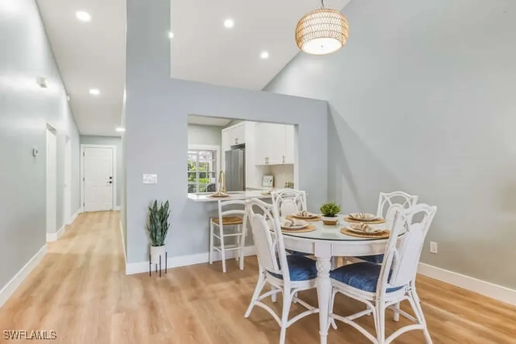 2876 W Crown Pointe Boulevard Naples FL 34112