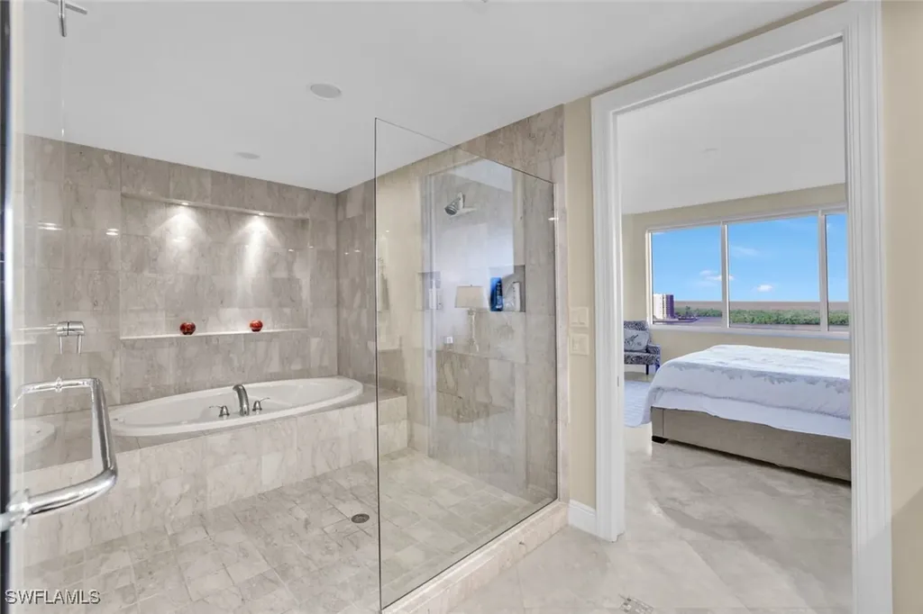 265 Indies Way Naples FL 34110