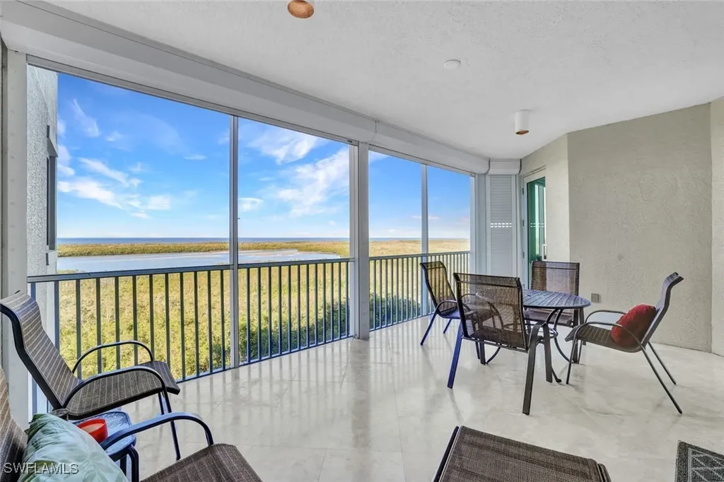 265 Indies Way Naples FL 34110