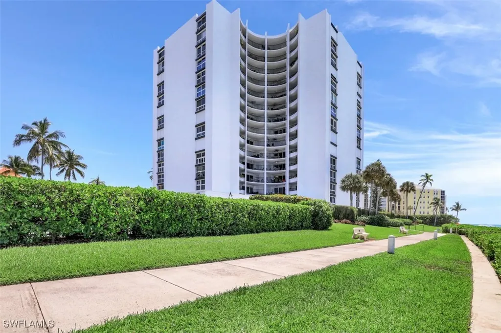 3951 Gulf Shore Boulevard N Naples FL 34103