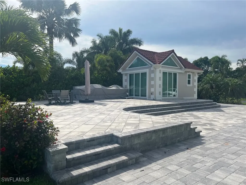 4735 Southern Breeze Drive Naples FL 34114