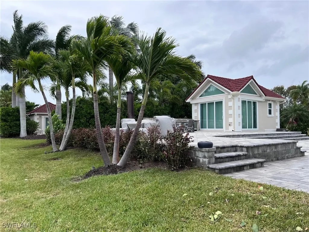 4735 Southern Breeze Drive Naples FL 34114