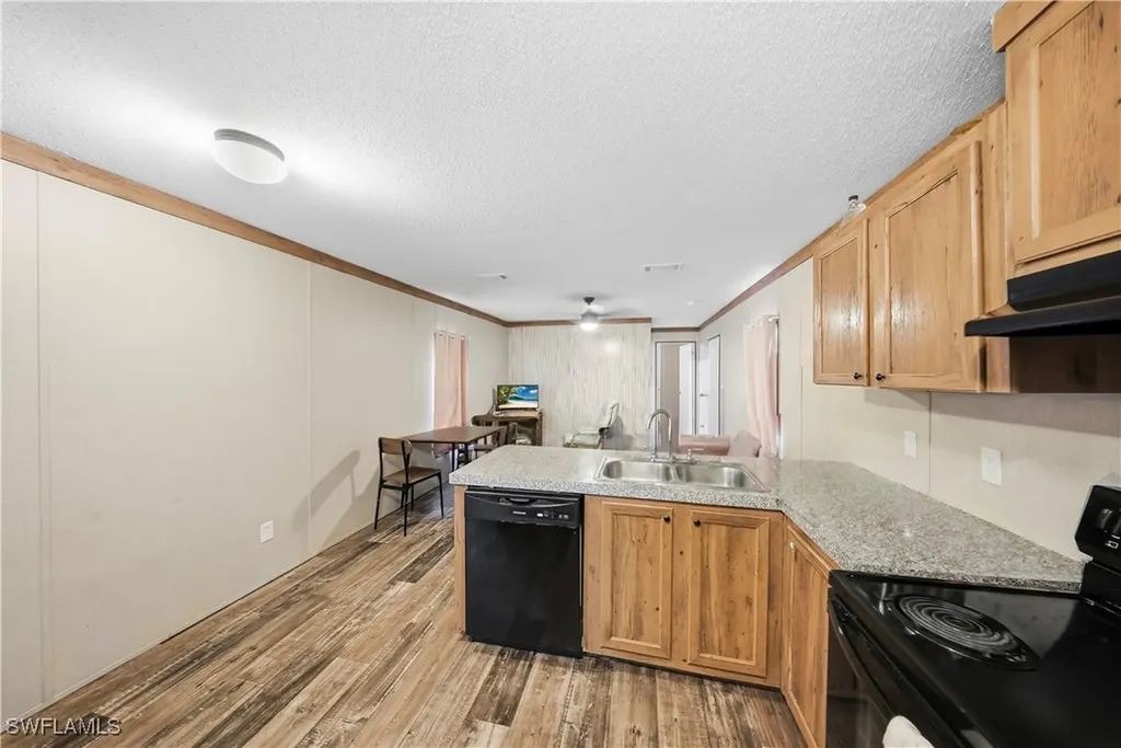 18 Royal Cove Drive Naples FL 34110