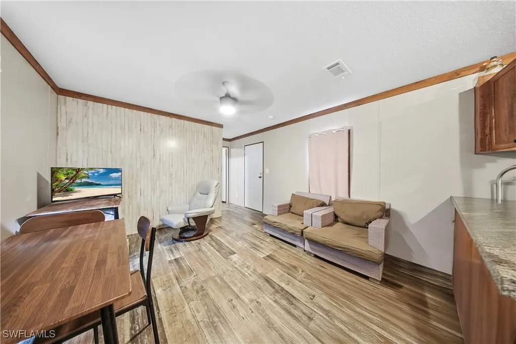 18 Royal Cove Drive Naples FL 34110