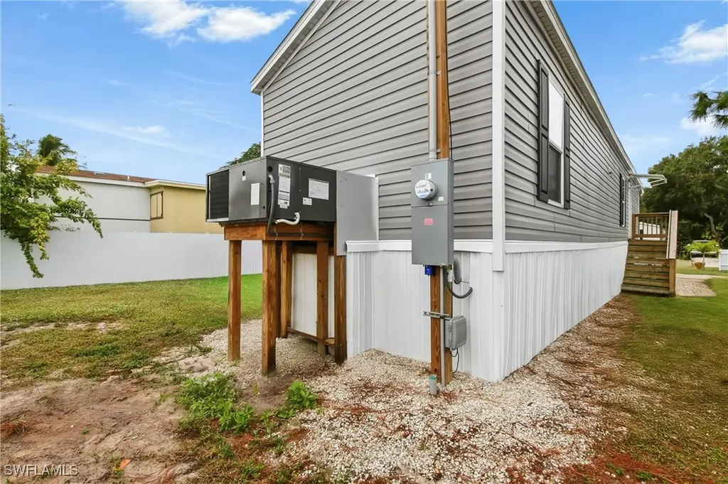 18 Royal Cove Drive Naples FL 34110