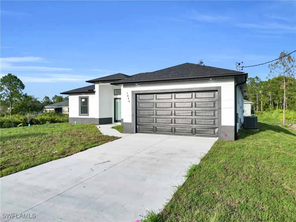 540 Lone Star Lane Lehigh Acres FL 33974