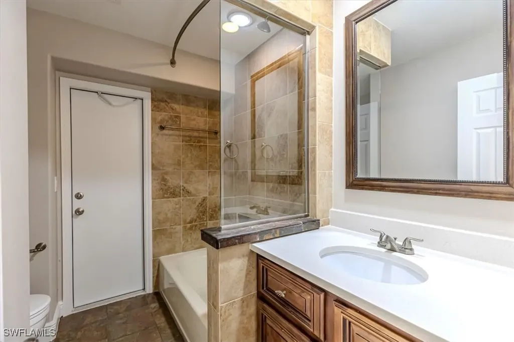 620 SE 11th Avenue Cape Coral FL 33990