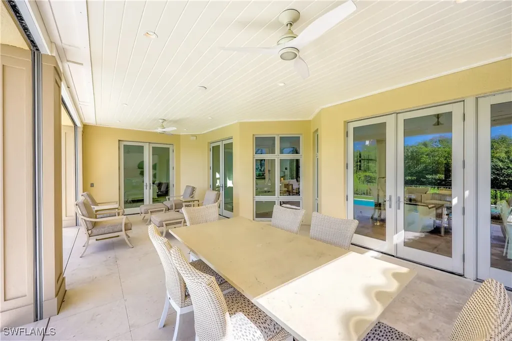 8057 Via Vecchia Naples FL 34108