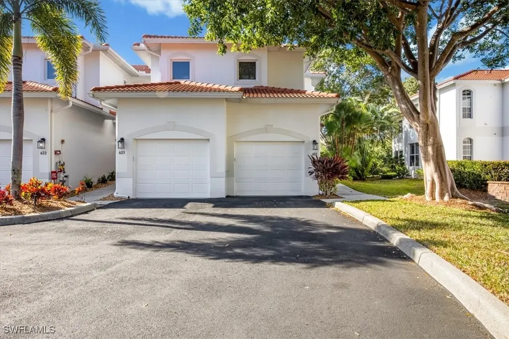 4700 Yacht Harbor Drive Naples FL 34112