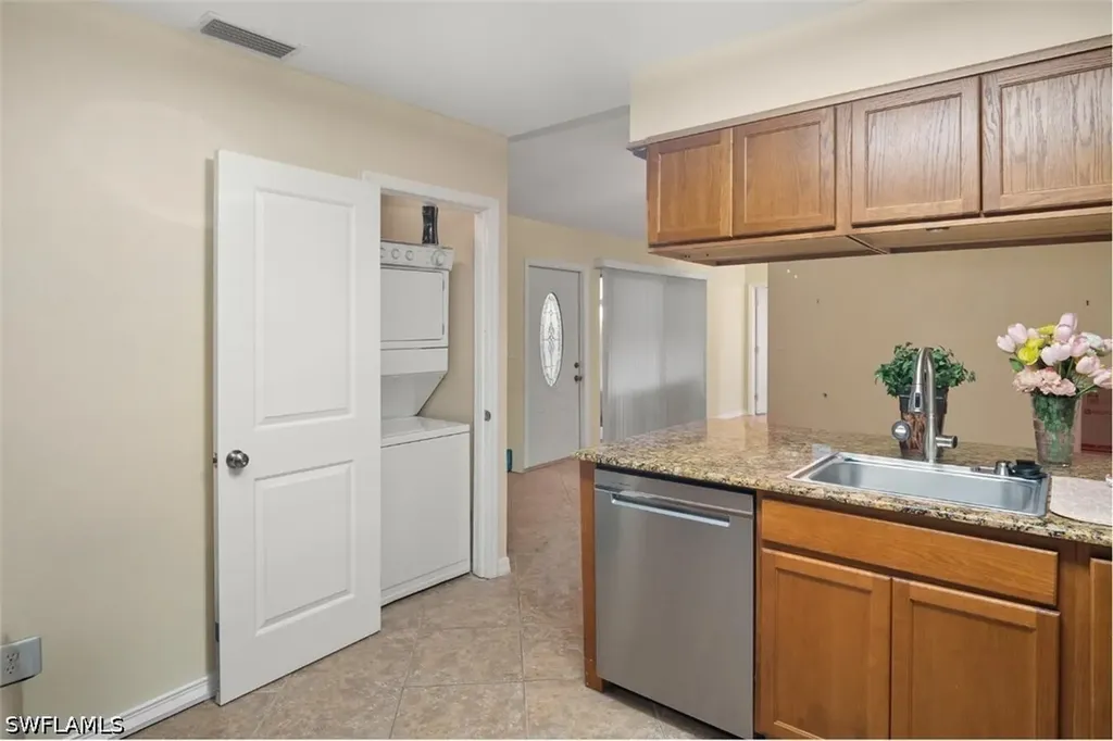 15437 Crystal Lake Drive North Fort Myers FL 33917